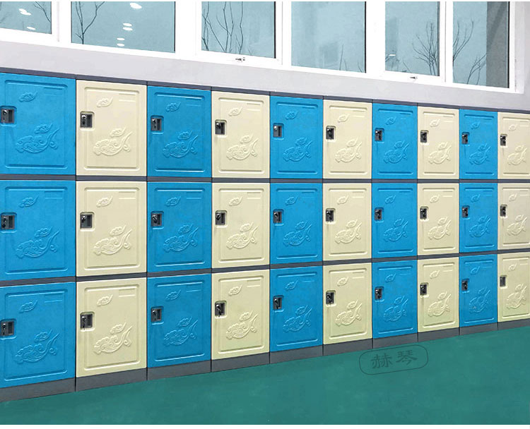 三層塑料更衣柜儲(chǔ)物柜案例實(shí)拍一